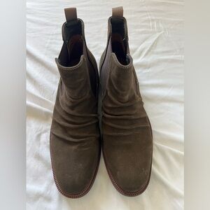 Men’s Jump Olive Green Suede Chelsea Boot Size 13